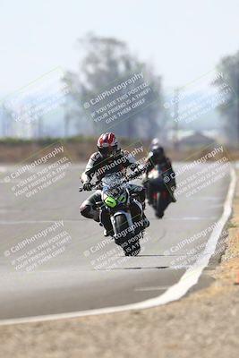 media/Sep-20-2025-TrackDaz (Sat) [[27f0cde673]]/B Group/220pm (Turn 9)/